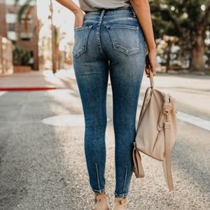 NWT Kancan High Waisted Skinny Jeans KC8424M